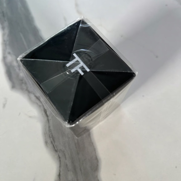 Tom Ford ombre leather 50 m l - Picture 2 of 3